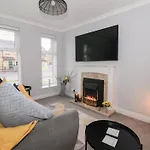 بيت للعطل 127 Bellhouse Way